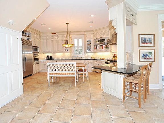 Gourmet Kitchen