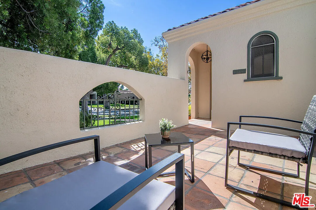 4 bed, 3.5 bath, 1838 sqft, $8,500 — Photo 3