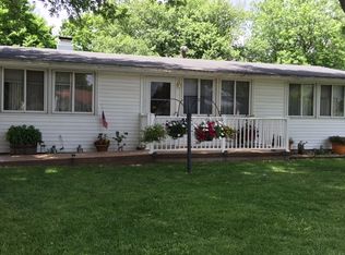 579 Pine St, Jacksonville, IL 62650