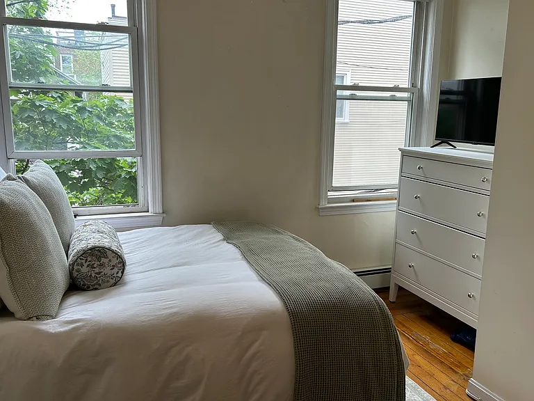 41 Eden St #2 — Photo 9