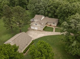 8114 Ridgewood Rd, Goodlettsville, TN 37072