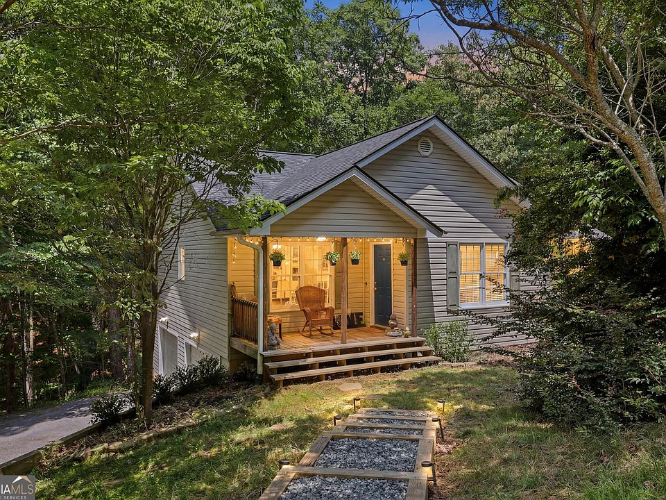 1st image of 61 Majestic Oak Dr