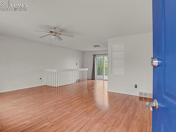 3rd image of 2815 Sage St