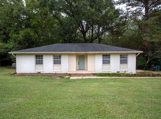 315 Azalea Dr, Eufaula, AL 36027