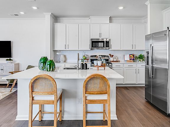 6th image of this home