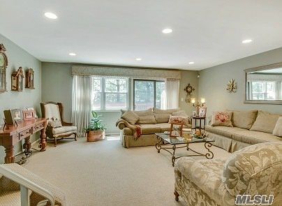 2nd image of 1425 Jerusalem Ave APT 3
