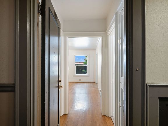 4th image of 1017 Boren Ave APT 106