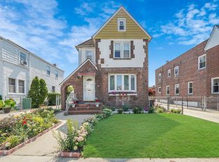 13549 230th St, Springfield Gardens, NY 11413