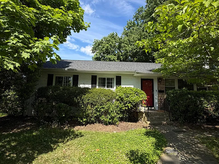 9311 Chanute Dr — Photo 10