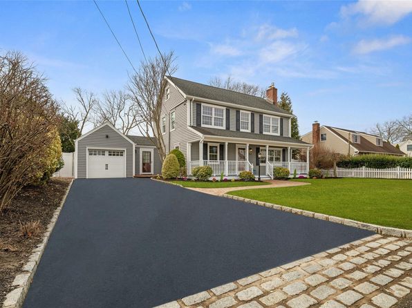 316 George Street, West Islip, NY 11795