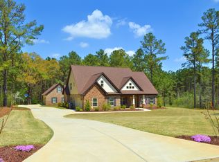 230 Lace Ct, Fayetteville, GA 30215
