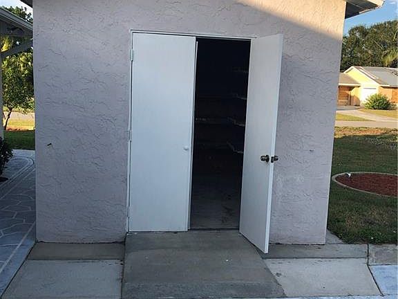 3rd image of 1203 SE 21st Pl