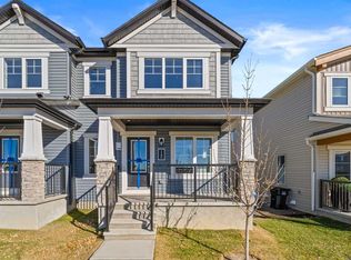 1186 SW 148th Ave NW, Calgary, AB T3P2G9