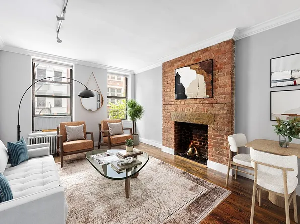 237 E 24th St APT 3W, New York, NY 10010