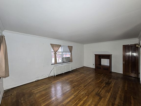 2nd image of 7620 Hamilton Ave #4