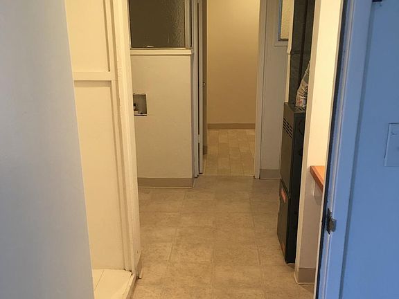Tiled Entry Way