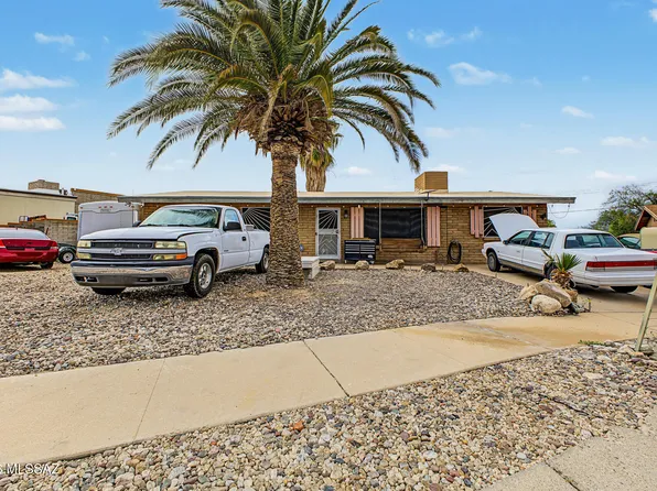 8617 E 4th St, Tucson, AZ 85710