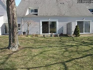 4th image of 330 Yorktown Pl