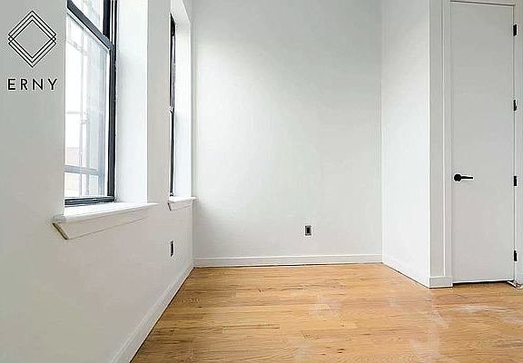 4th image of 1050 Putman Ave Unit 2L