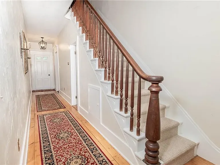 2318 Fleming Rd — Photo 15