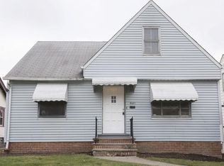 5231 Arch St, Maple Heights, OH 44137