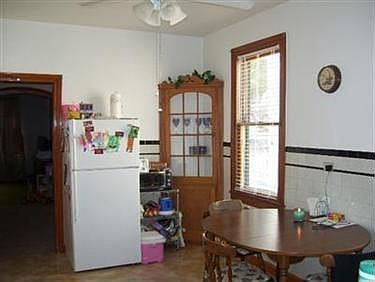 4th image of 6905 Hague Ave