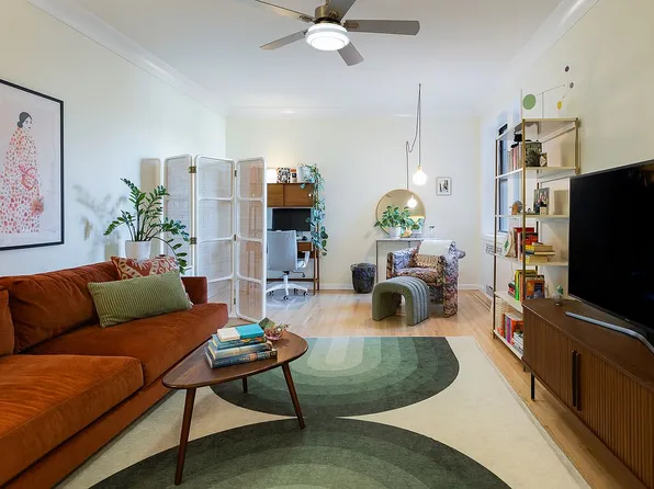 811 Cortelyou Rd APT 3J, Brooklyn, NY 11218