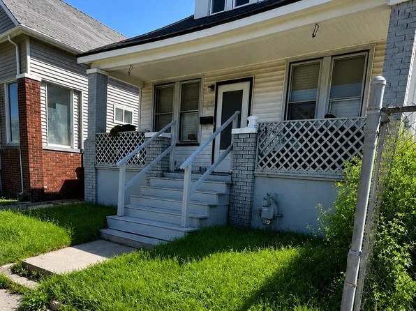 13946 Arlington St, Hamtramck, MI 48212