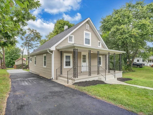 1742 20th St NE, Roanoke, VA 24012