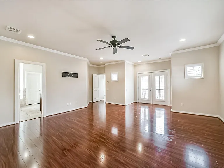 11025 Robin Hood Ct — Photo 29