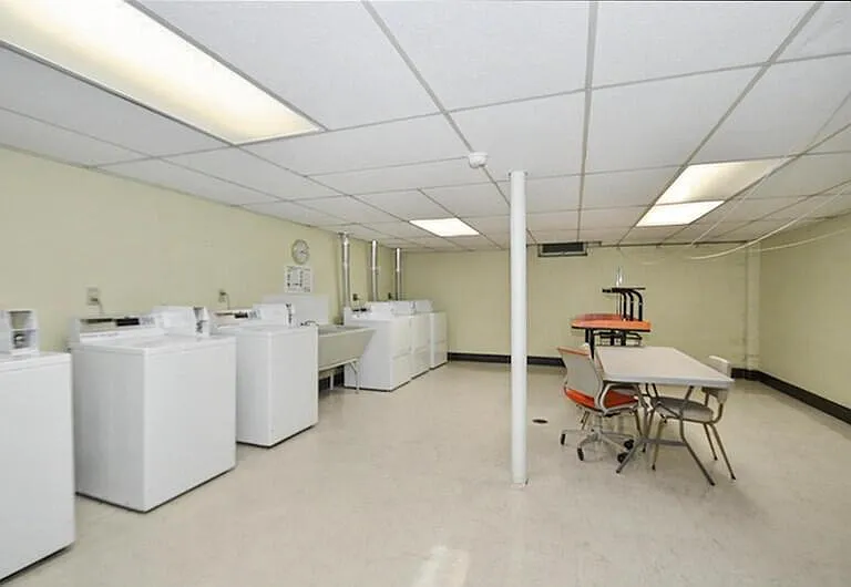 5700 W Wahner Ave #101 — Photo 8