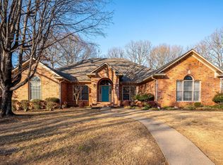 370 Pippinpost Dr, Conway, AR 72034