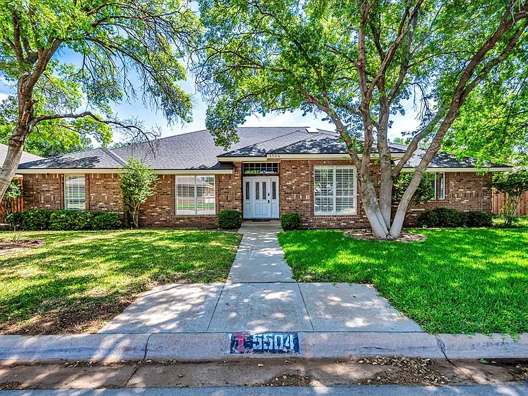 5504 Kingston Dr — Photo 1