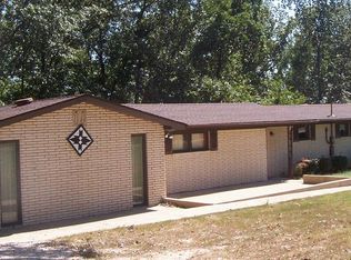 519 Holiday Acres Dr, Springville, TN 38256