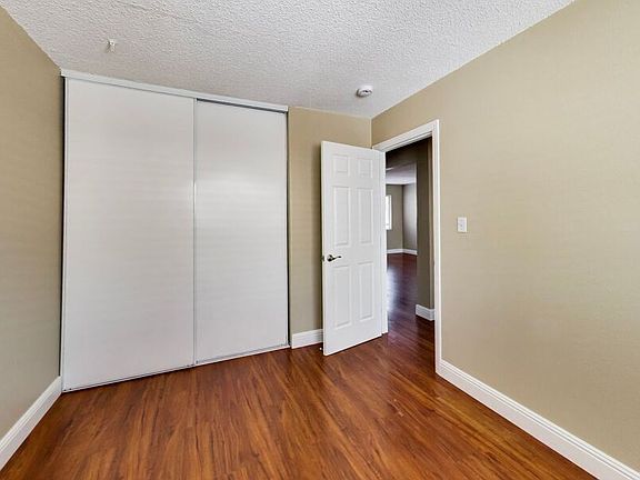4th image of 561 S 7th St APT 5