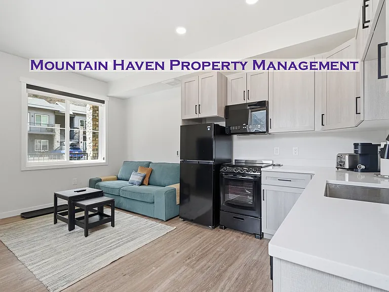 2115 Hummingbird Way #4-106 — Photo 1