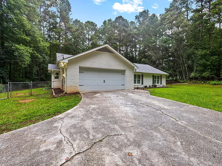 115 Ridge Way — Photo 3