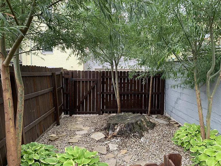 1619 Mansfield St #2 — Photo 13