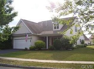 75 Glenmoor Cir S, Easton, PA 18045