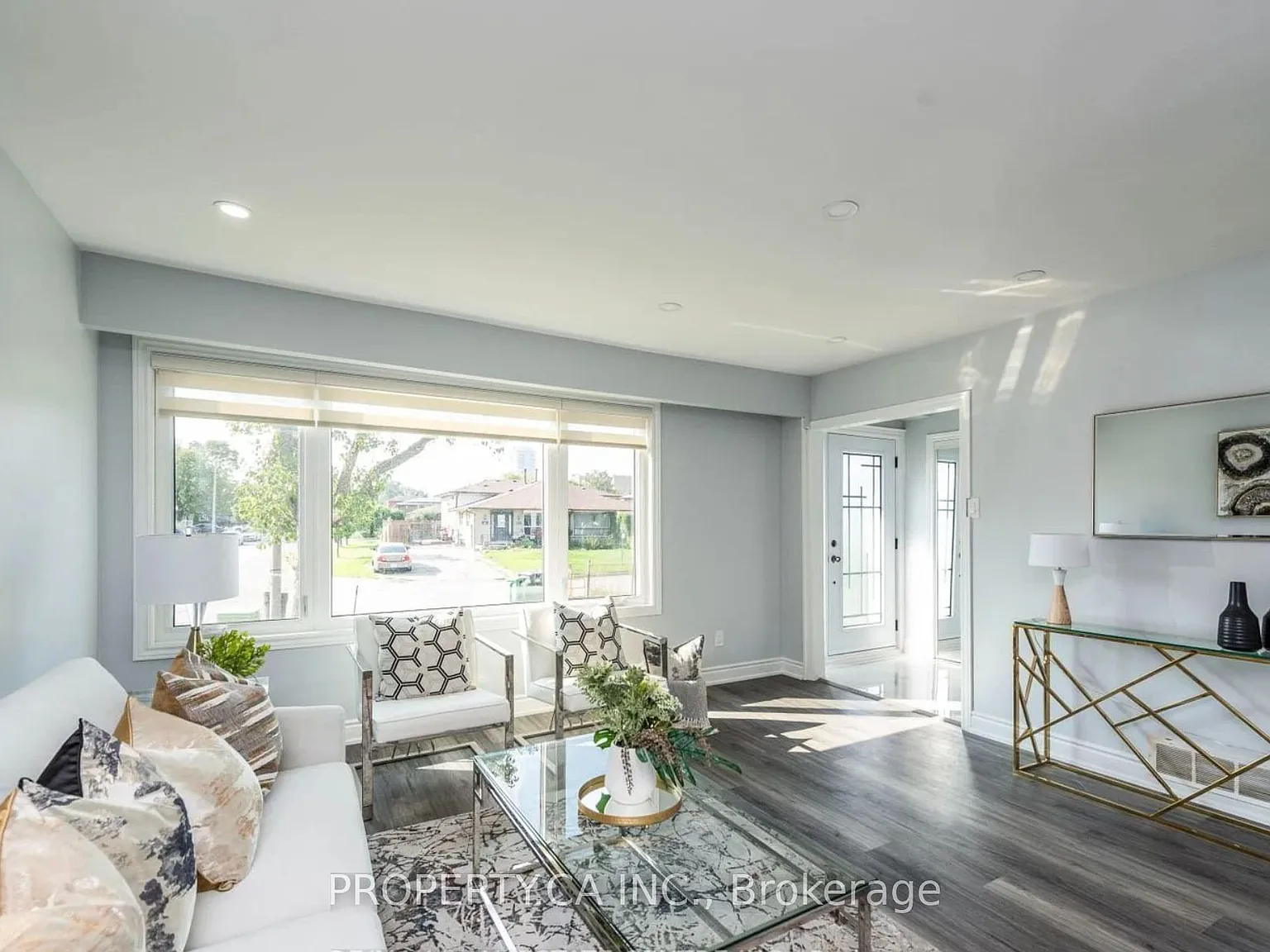 4 bed, $2,999 — Photo 3