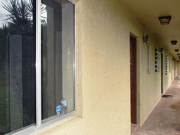 3rd image of 6106 Forest Hill Blvd APT 105