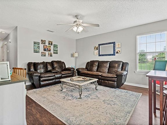 2nd image of 8109 Beretta Dr