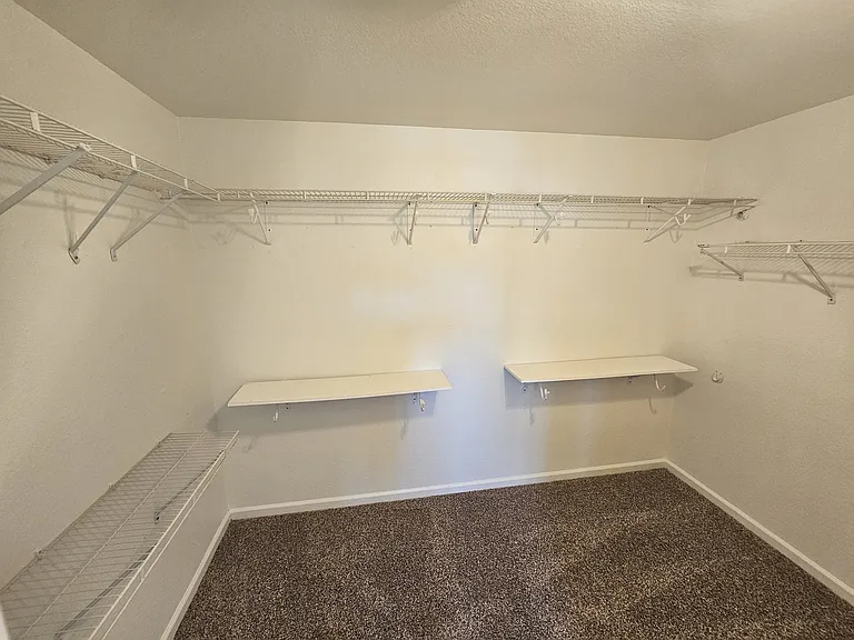 35 Klondike Ct — Photo 10