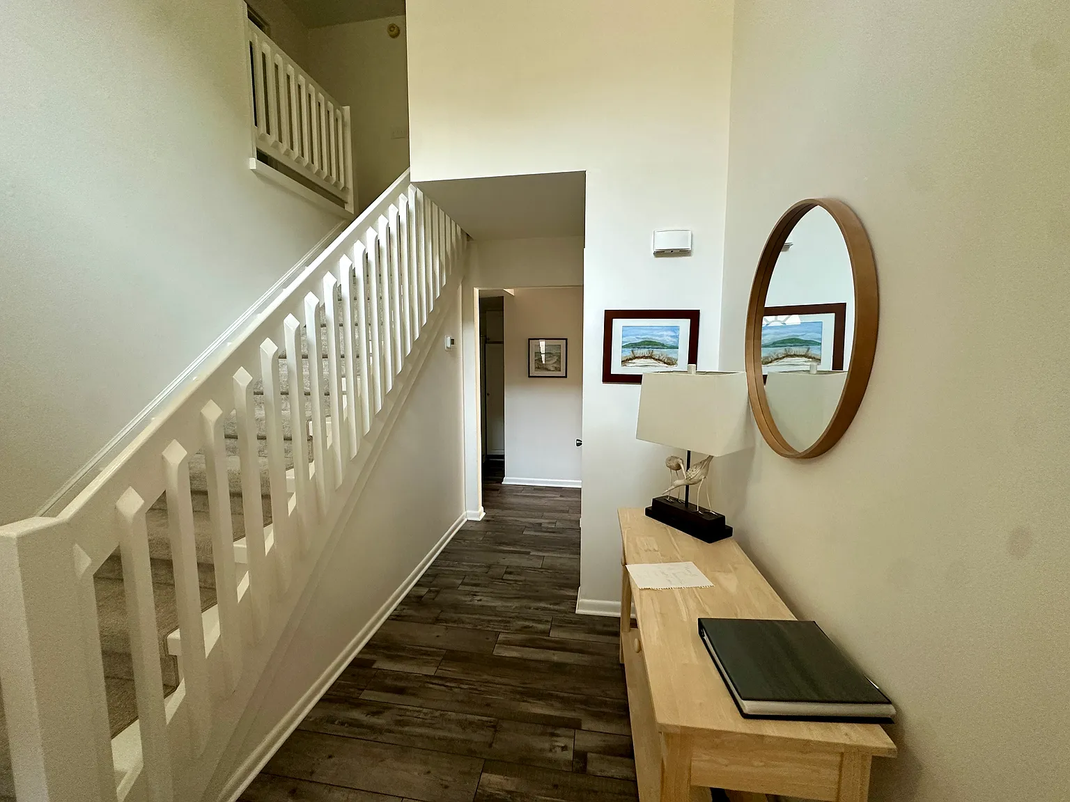 3 bed, 2.5 bath, 1977 sqft, $2,900 — Photo 2