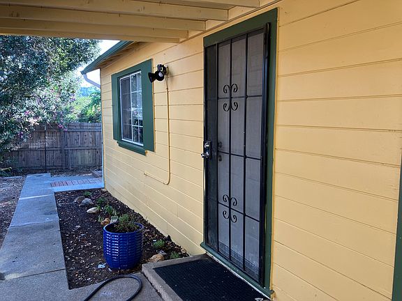3rd image of 14561 Palmer Ave #B