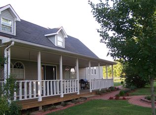 117 N Double Springs Rd, Farmington, AR 72730