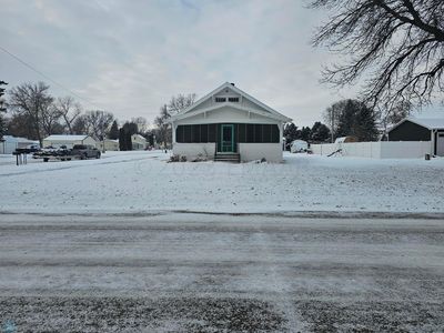 302 5th Ave N, Casselton, ND, 58012
