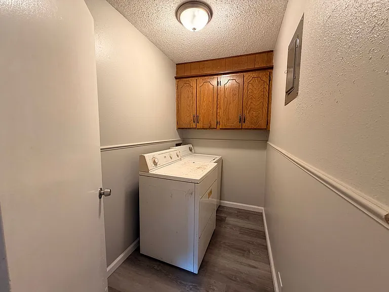920 N Fargo Ave — Photo 5