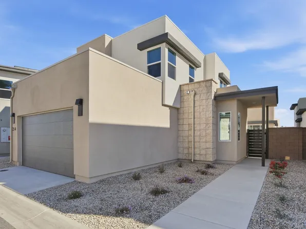 2642 Prairie Rose Ln, Palm Springs, CA 92264