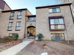 2012 Colts Neck Rd APT 2A, Reston, VA 20191